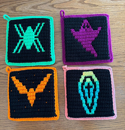 Hey Boo Potholders