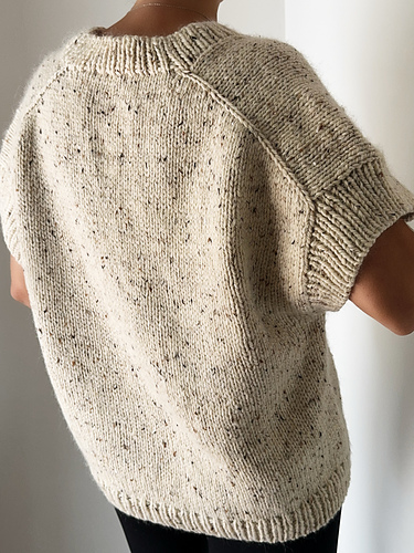 Aske Slipover V-Neck - Caidree