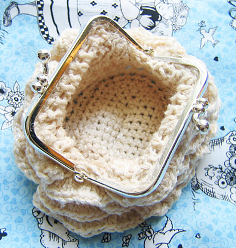 Ruffled Coin Purse photo 1