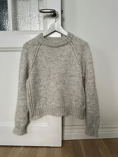 Adele Genser - Camilla Adell (ccknitting)