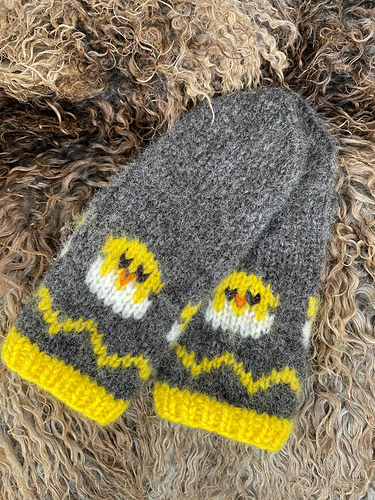 Tova påskevotter - Camilla Elstad Karlsen