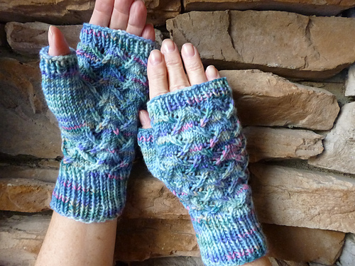 Cafe au Lait Mitts photo 5
