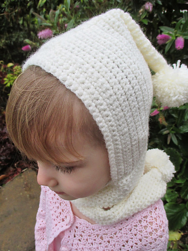 Hooded Pixie scarf photo 2