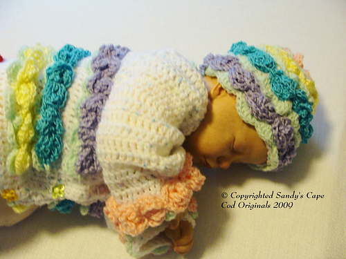 122 Princess Roses Cardigan and Beanie photo 1