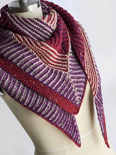 Ravelry: SideStep pattern by Carissa Browning