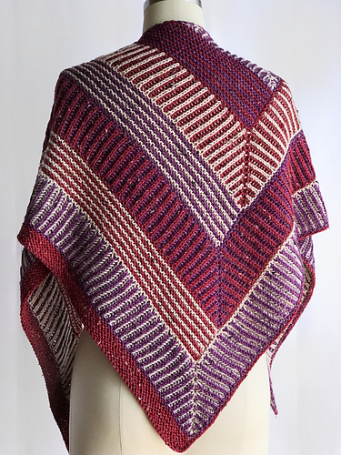 Ravelry: SideStep pattern by Carissa Browning