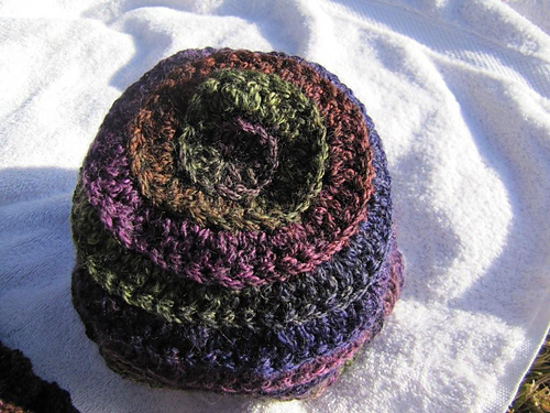 Circular Ridged Hat + Ridged Scarf photo 3