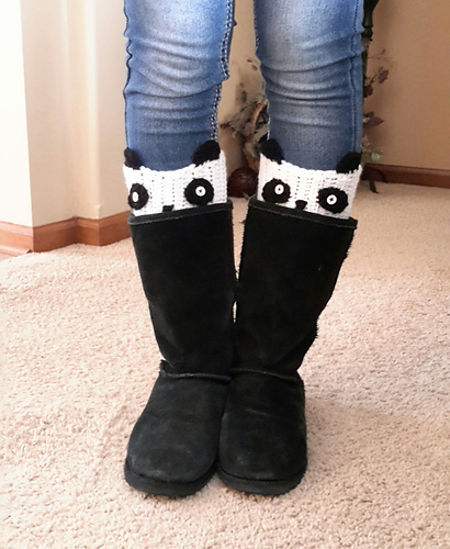 Peek-a-boo Panda Boot cuffs photo 4
