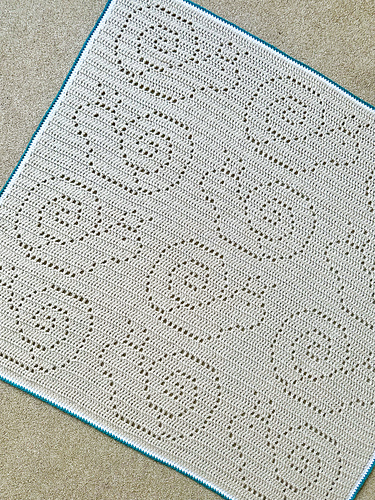 Navy Snail Pattern Print Blanket