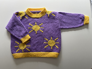 Age 6 (116cm). Duplicate stitch finish.