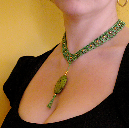 CLover Lace Choker photo 4