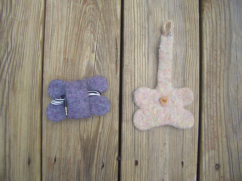 Earbud Buddy / Felted Cozy photo 3