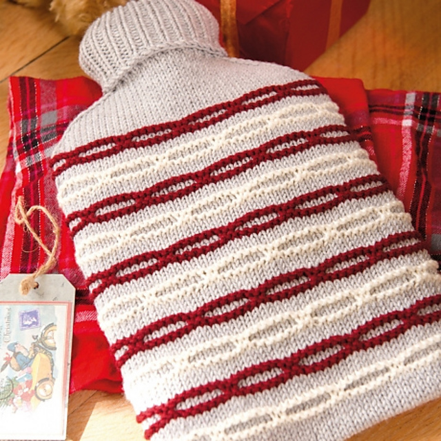 Ravelry Hot Water Bottle Cover pattern by Kyoko Nakayoshi