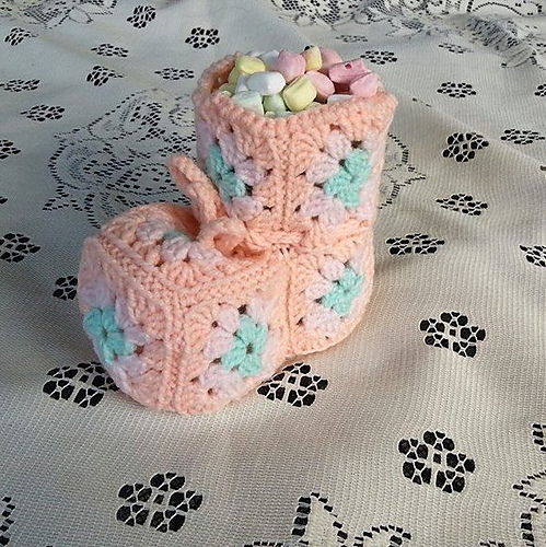 Christmas Bootie Can Cover photo 2