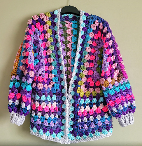 The Granny Hexagon Cardigan photo 7