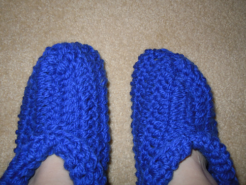 Quick and Easy Slippers to Crochet photo 2