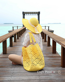 Giant discount beach tote