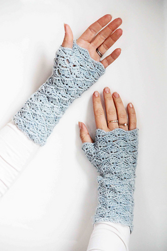 Fingerless Gloves photo 5