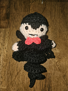 Dracula Spinner Crochet Pattern for Halloween