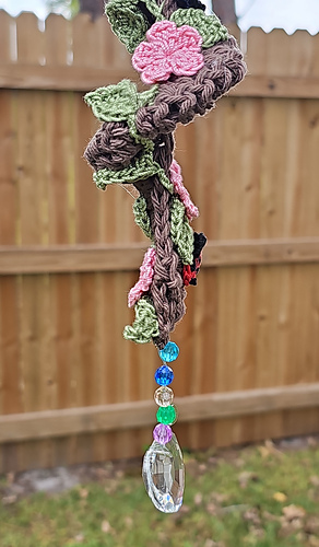 Bottom details of spinner