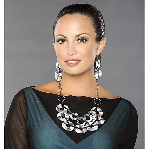 Wrapped Ring Necklace and Earrings photo 1