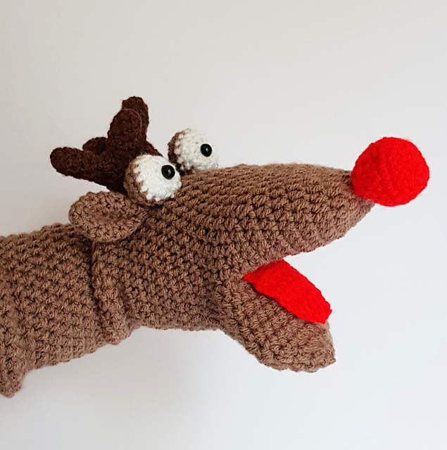 reindeer hand puppet