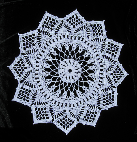 Doily No. 574b photo 2