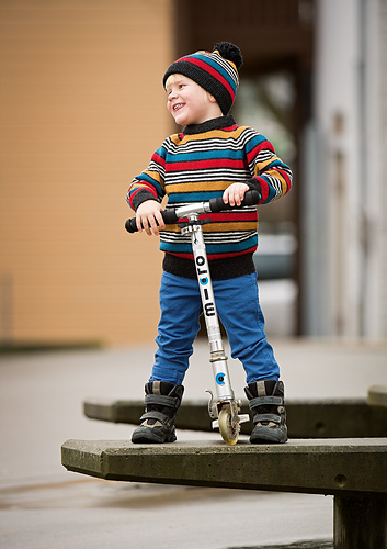 1301-20 Stripete genser med raglanfelling - Sandnes Garn