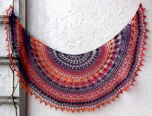 A Little of This a Little of That Shawlette photo 9