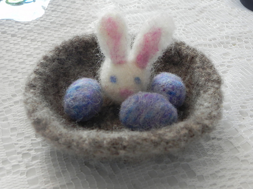 Felted Spring Nest photo 4