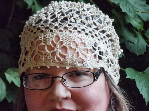 Bonnet Dentelle photo 2