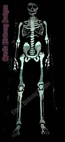 Tester hkytten's Skelly with his glow in the dark yarn!