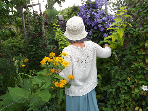 Ravelry: Ranunculus pattern by Midori Hirose