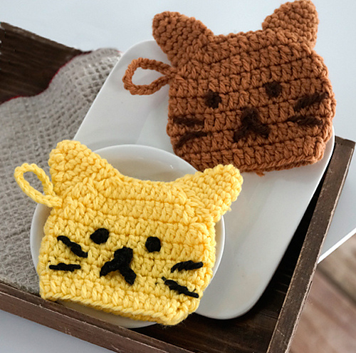 Cat Tawashi photo 1