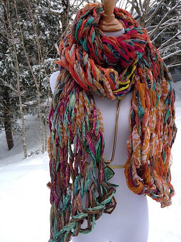30 Minute Arm Knit Scarf - Darn Good Yarn