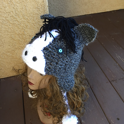 Ravelry Horse Hat pattern by Dayna Scoles