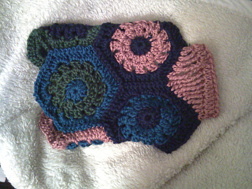 Hexagon Pet Sweater photo 3