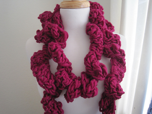 Burly Twirly Scarf & Hat Set photo 3