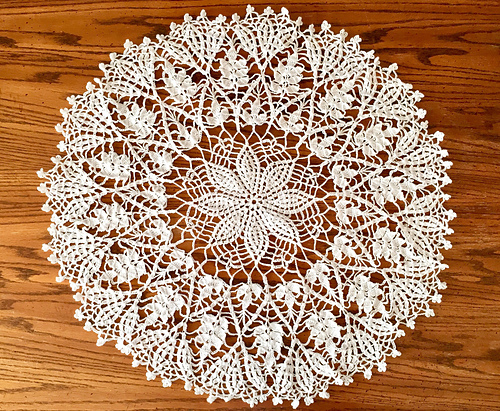 Cluster Stitch Doily photo 2