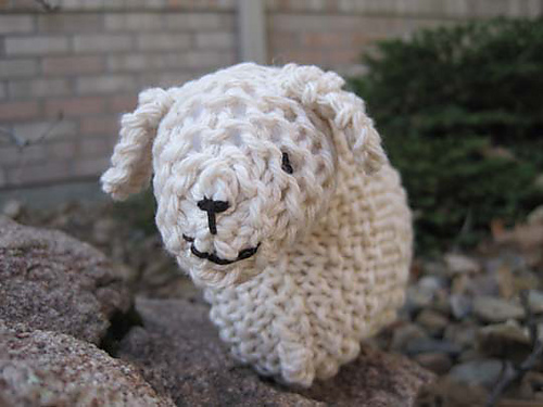 Seedstripe, the natural lamb toy photo 5