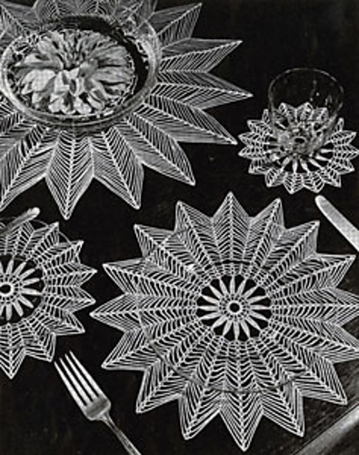 Peacock Tails Doily Set #7444 photo 2