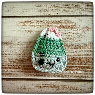 Ravelry: debgriff57's Tiny Candy Corn Kawaii Cuddler® *Test*