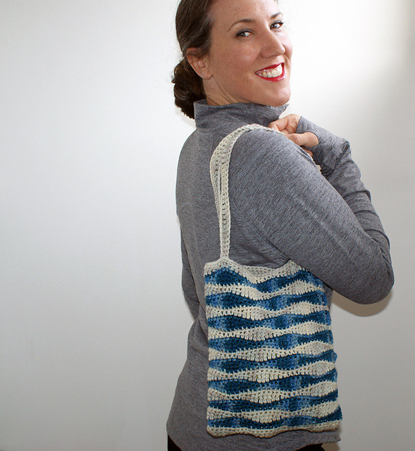 Ocean Waves Lunch Bag