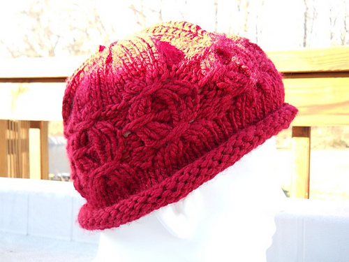 Chains of Love Cap photo 1
