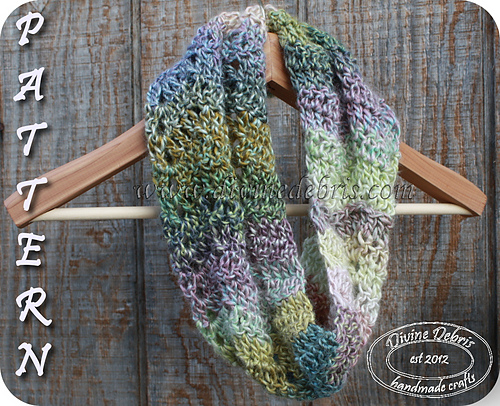 Ravelry: Sabrina Cowl pattern by Divine Debris