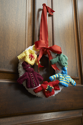 Holiday Sweater Wreath photo 1