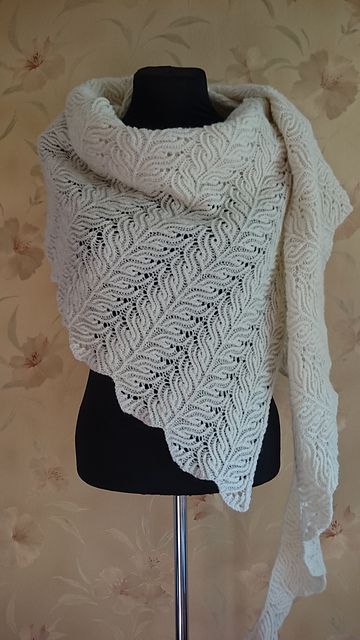 Ravelry: donnaGala's Filemot shawl