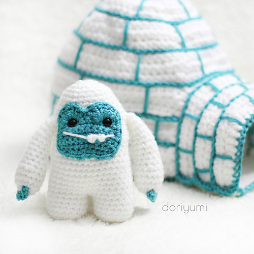 Ravelry Yeti & the Igloo pattern by Doris Yu
