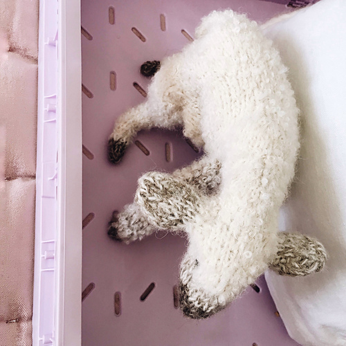 Ravelry Lamb pattern by Claire Garland