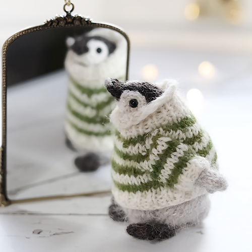 Ravelry: Baby Penguin pattern by Claire Garland